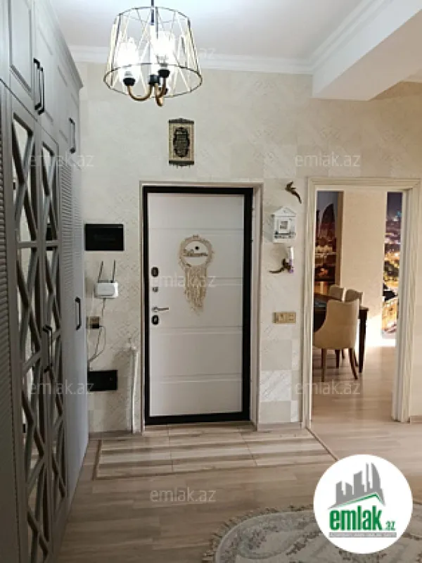 Satılır 3 otaqlı yeni tikili 90 m²