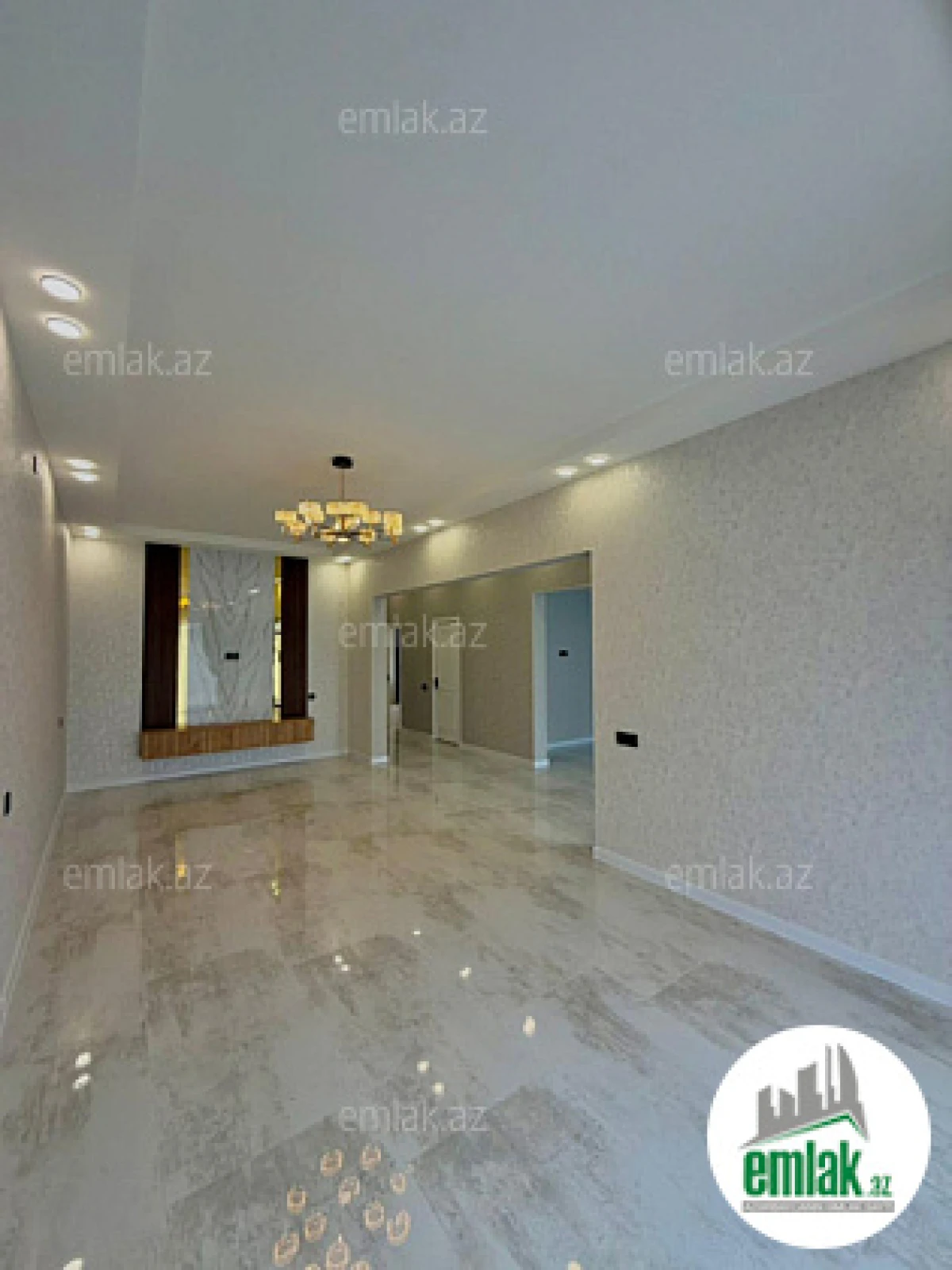 Satılır 4 otaqlı mənzil 170 m²