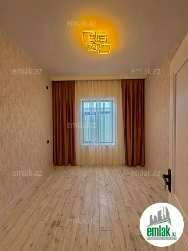 Satılır 4 otaqlı mənzil 170 m²