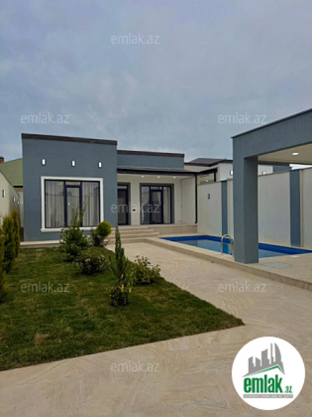 Satılır 4 otaqlı mənzil 170 m²