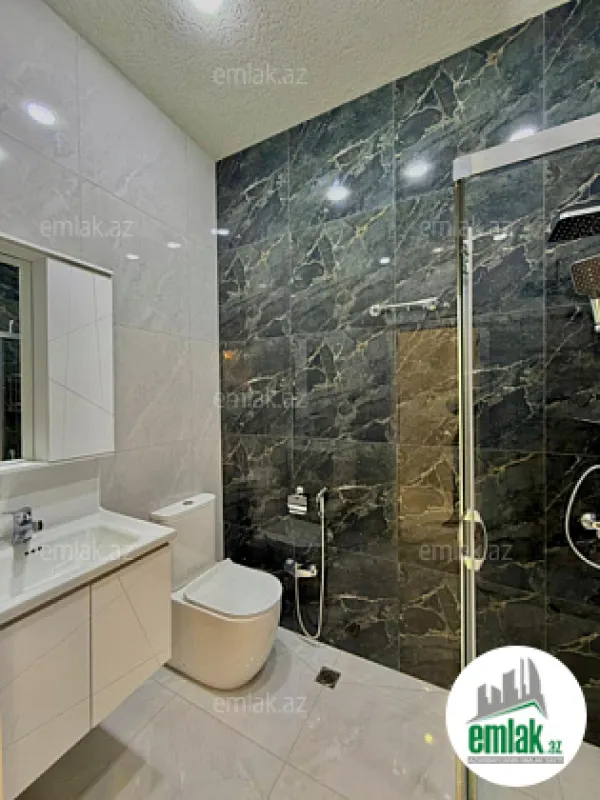 Satılır 4 otaqlı mənzil 170 m²