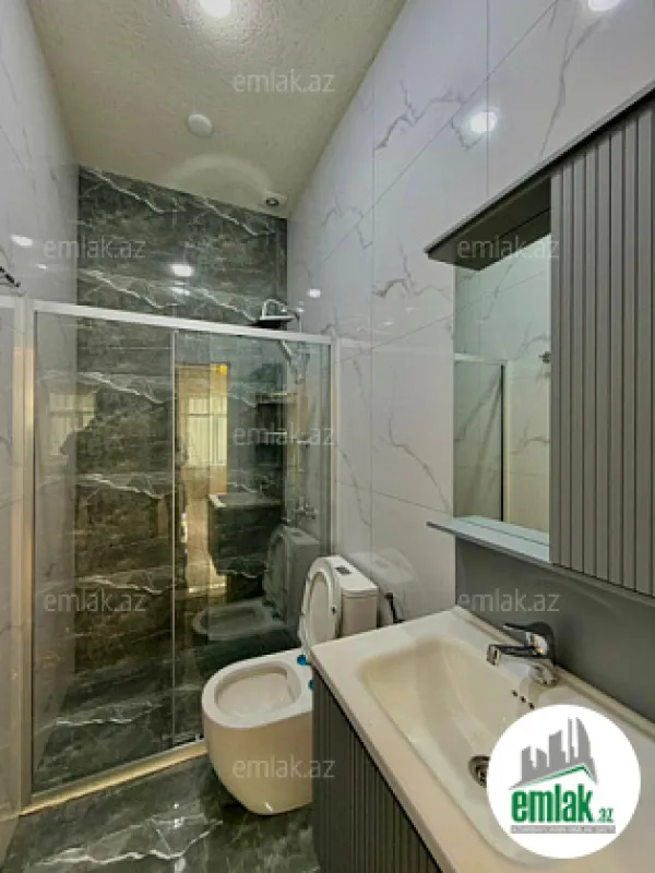 Satılır 4 otaqlı mənzil 170 m²