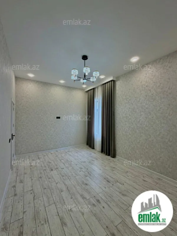 Satılır 4 otaqlı mənzil 150 m²