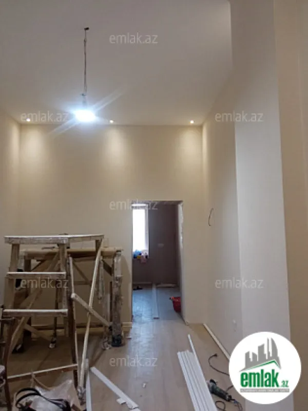 Satılır 2 otaqlı köhnə tikili 44 m²