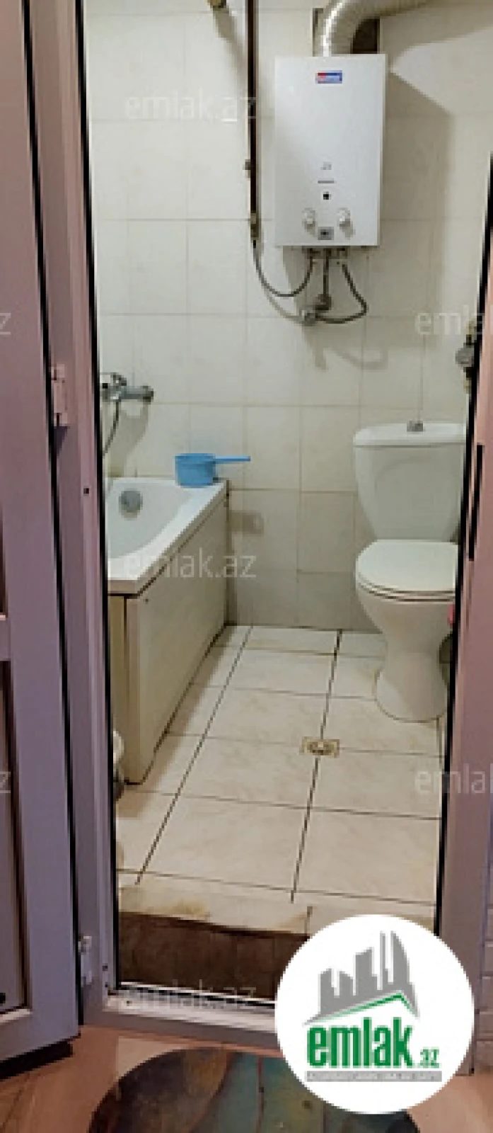Satılır 4 otaqlı köhnə tikili 70 m²