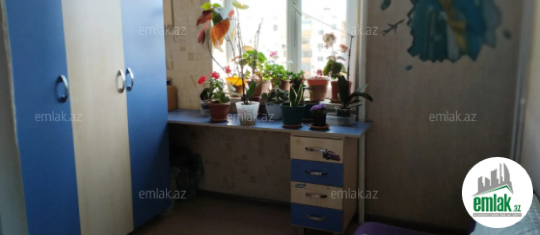 Satılır 4 otaqlı köhnə tikili 70 m²