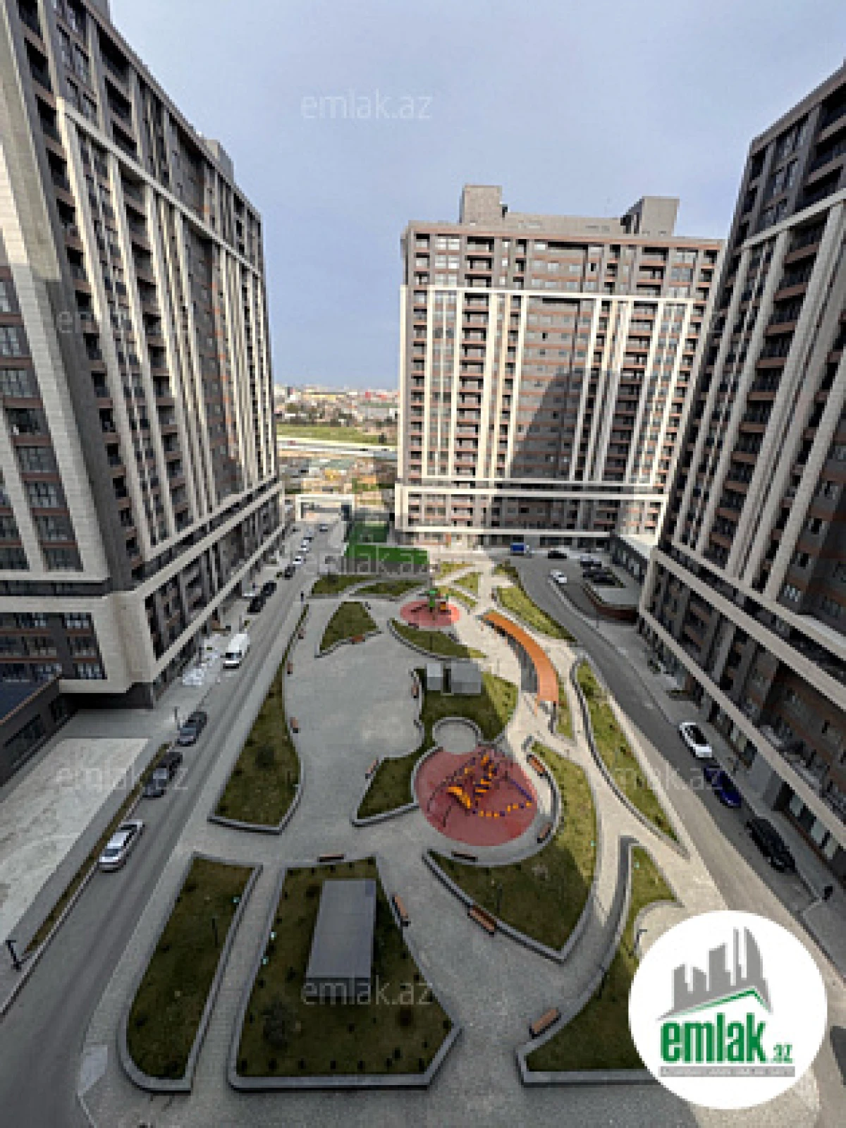 Satılır 3 otaqlı yeni tikili 127 m²