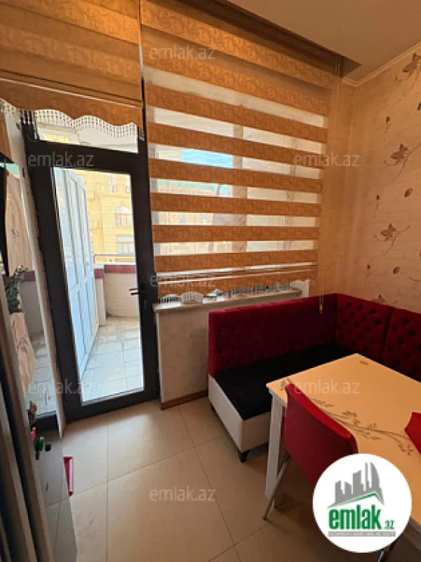 Satılır 4 otaqlı yeni tikili 180 m²