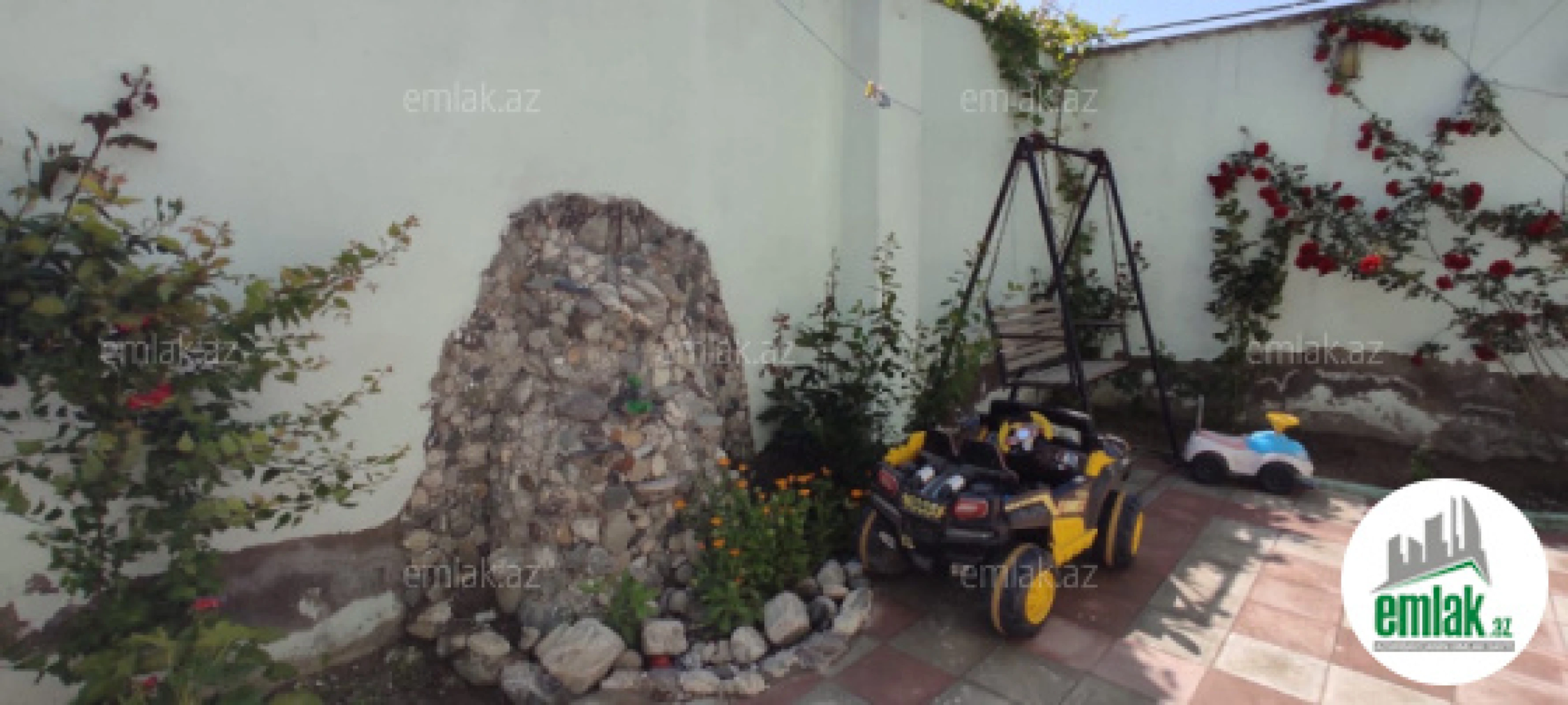 Satılır 5 otaqlı həyət evi 225 m²