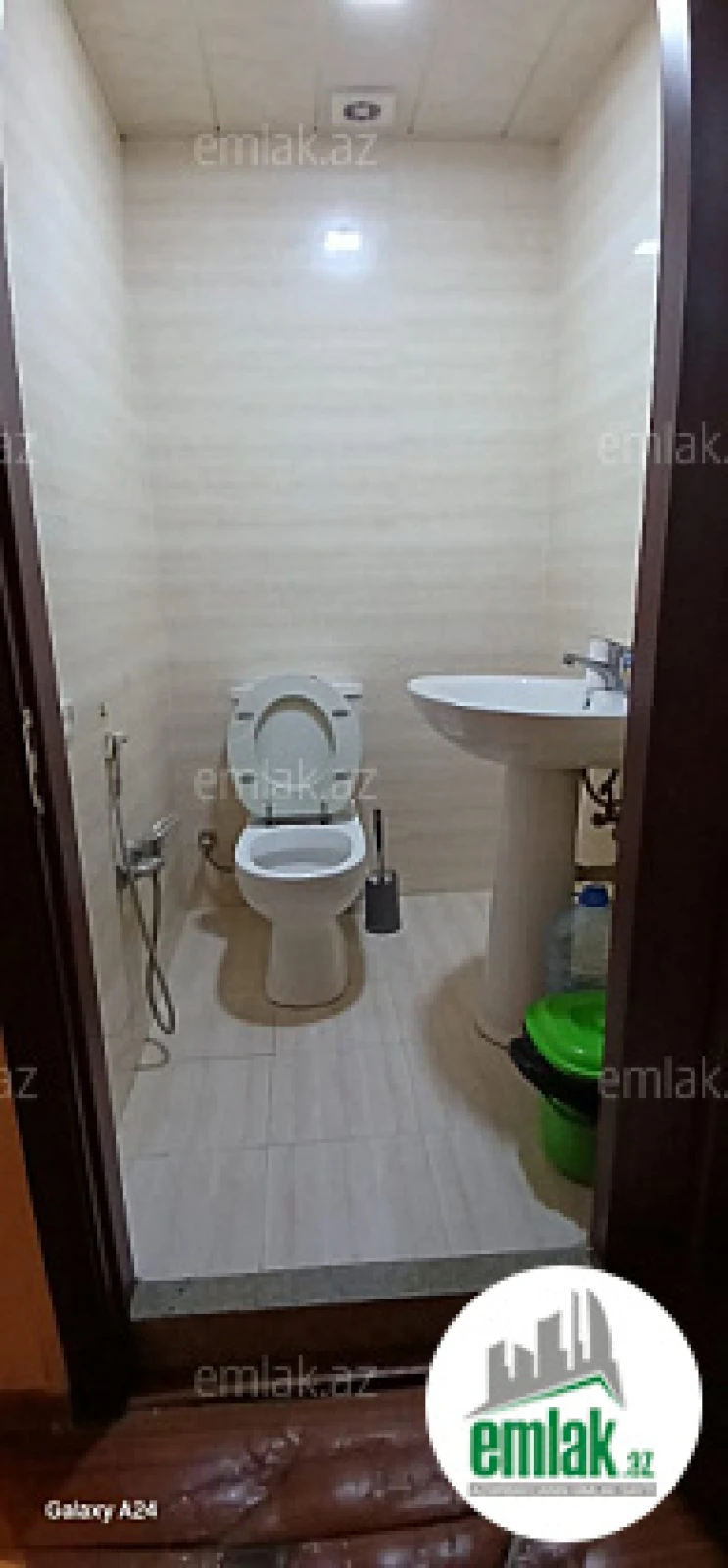 Satılır 3 otaqlı yeni tikili 90 m²