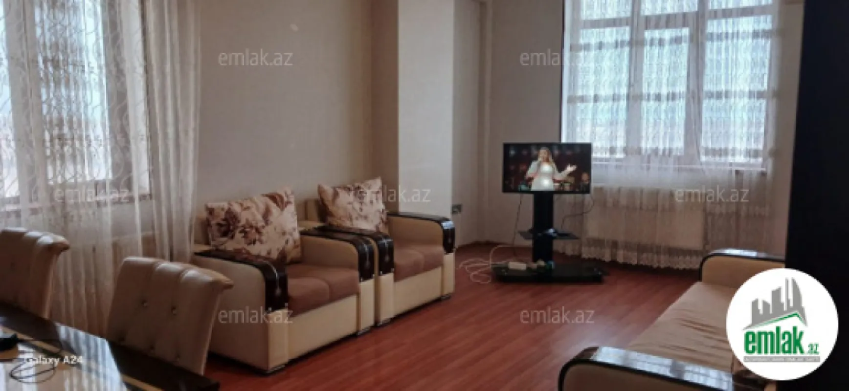 Satılır 3 otaqlı yeni tikili 90 m²