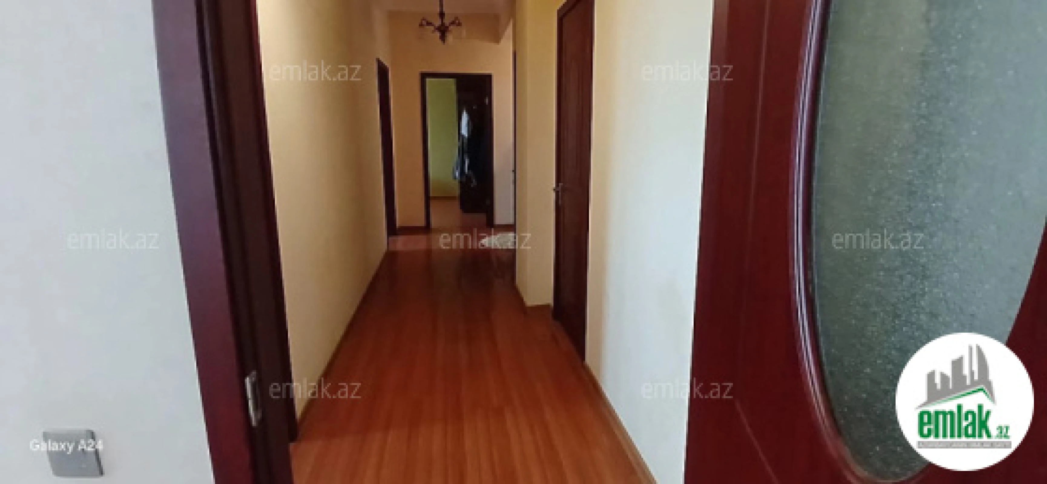 Satılır 3 otaqlı yeni tikili 90 m²