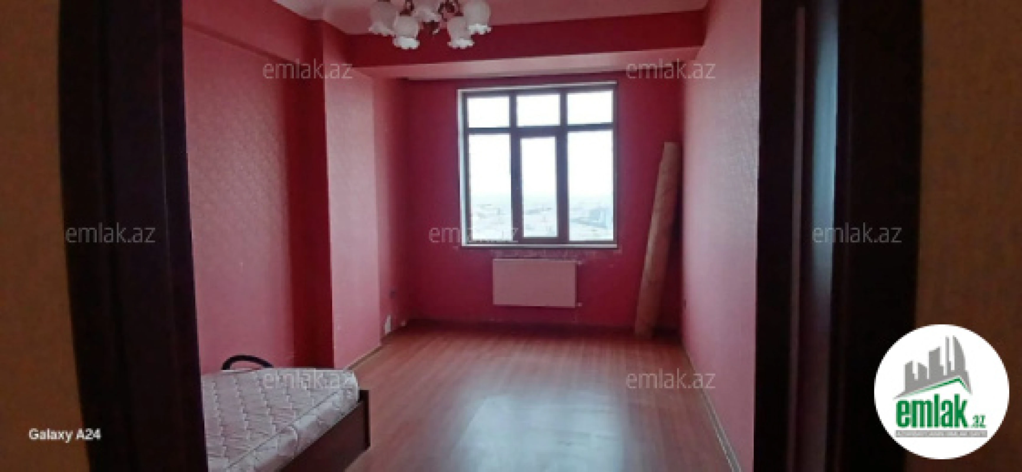 Satılır 3 otaqlı yeni tikili 90 m²