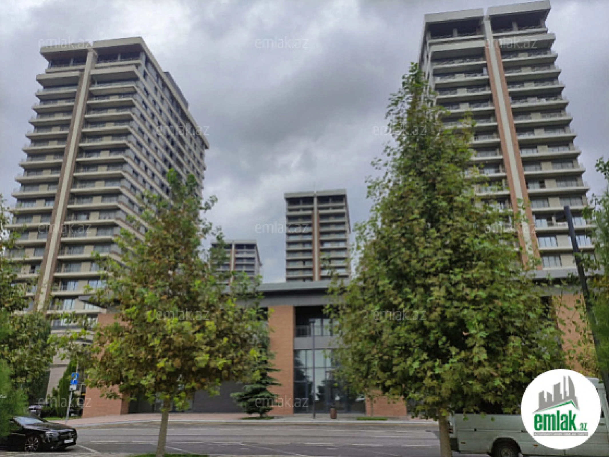 Satılır 3 otaqlı yeni tikili 163 m²