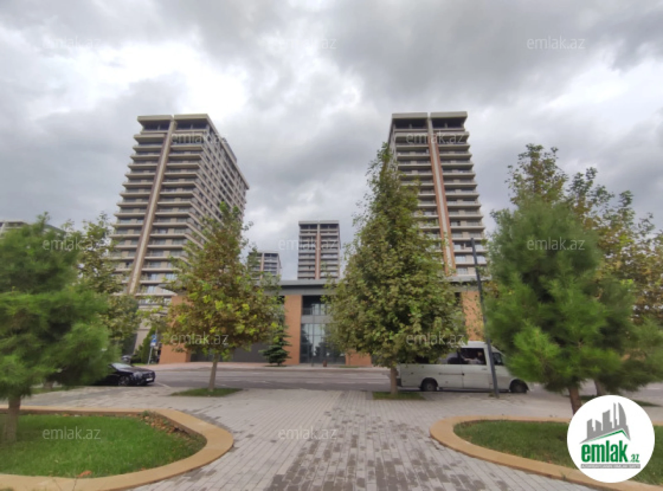 Satılır 3 otaqlı yeni tikili 163 m²