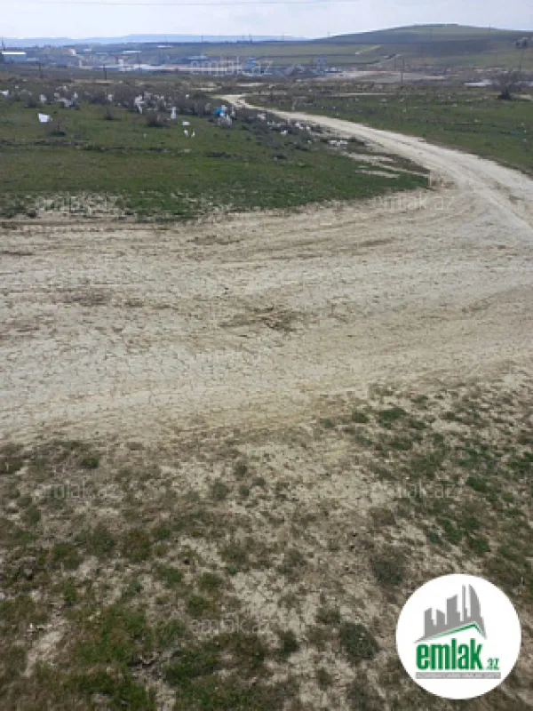 Satılır torpaq sahəsi 12 m²