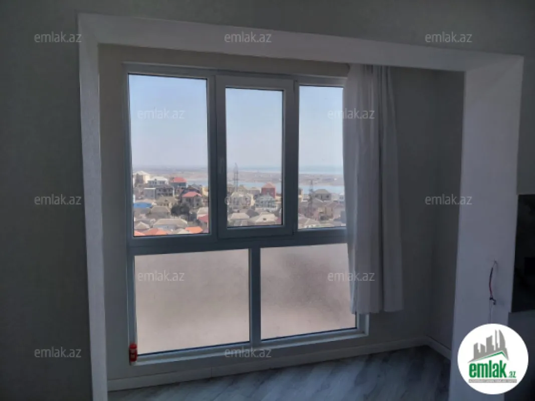 Satılır 2 otaqlı köhnə tikili 65 m²