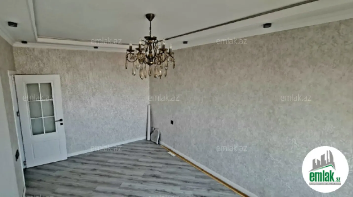 Satılır 2 otaqlı köhnə tikili 65 m²