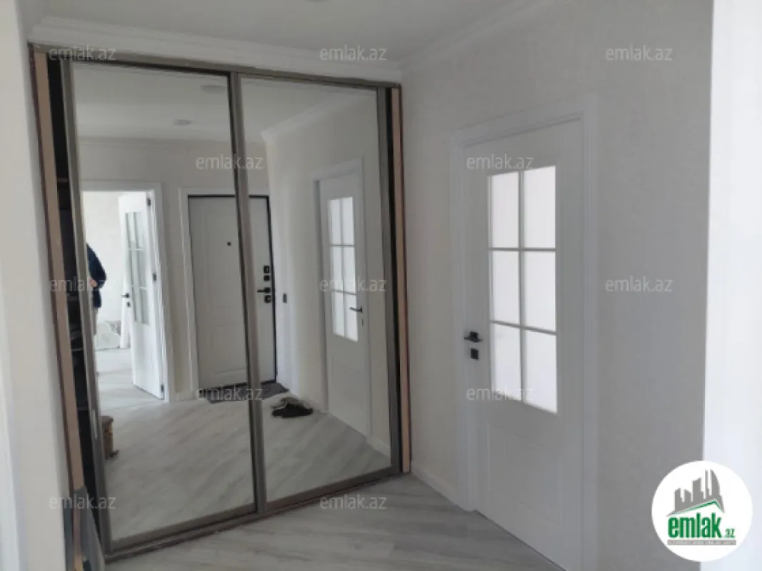 Satılır 2 otaqlı köhnə tikili 65 m²