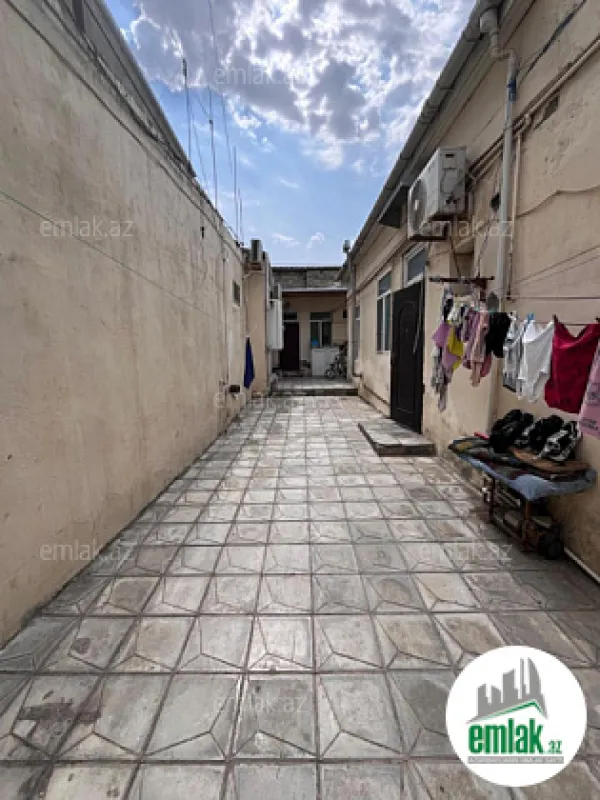 Satılır 2 otaqlı həyət evi 134 m²