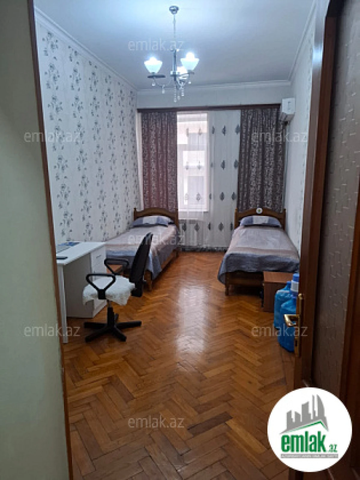 Satılır 3 otaqlı köhnə tikili 80 m²