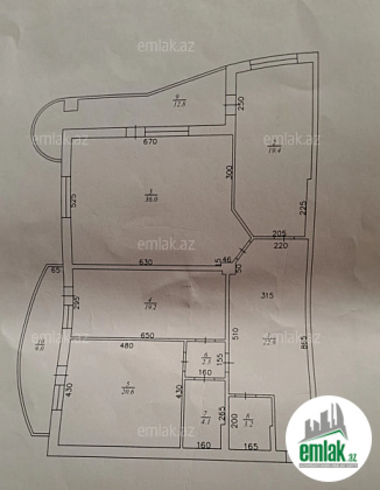 Satılır 3 otaqlı yeni tikili 150 m²