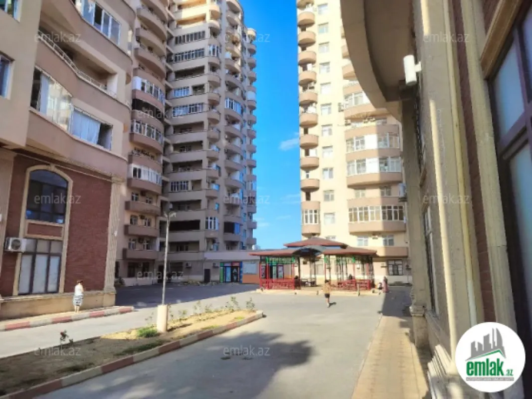 Satılır 3 otaqlı yeni tikili 150 m²