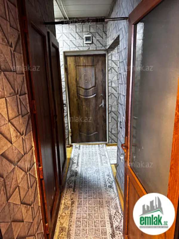 Satılır 2 otaqlı köhnə tikili 65 m²