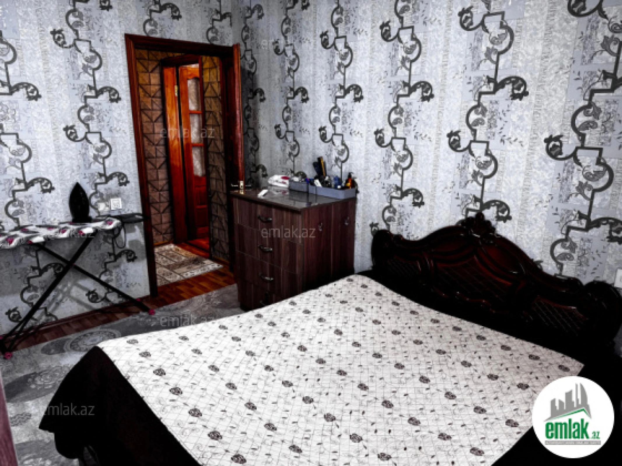 Satılır 2 otaqlı köhnə tikili 65 m²