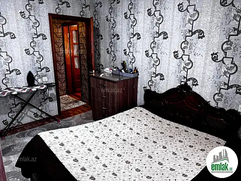 Satılır 2 otaqlı köhnə tikili 65 m²