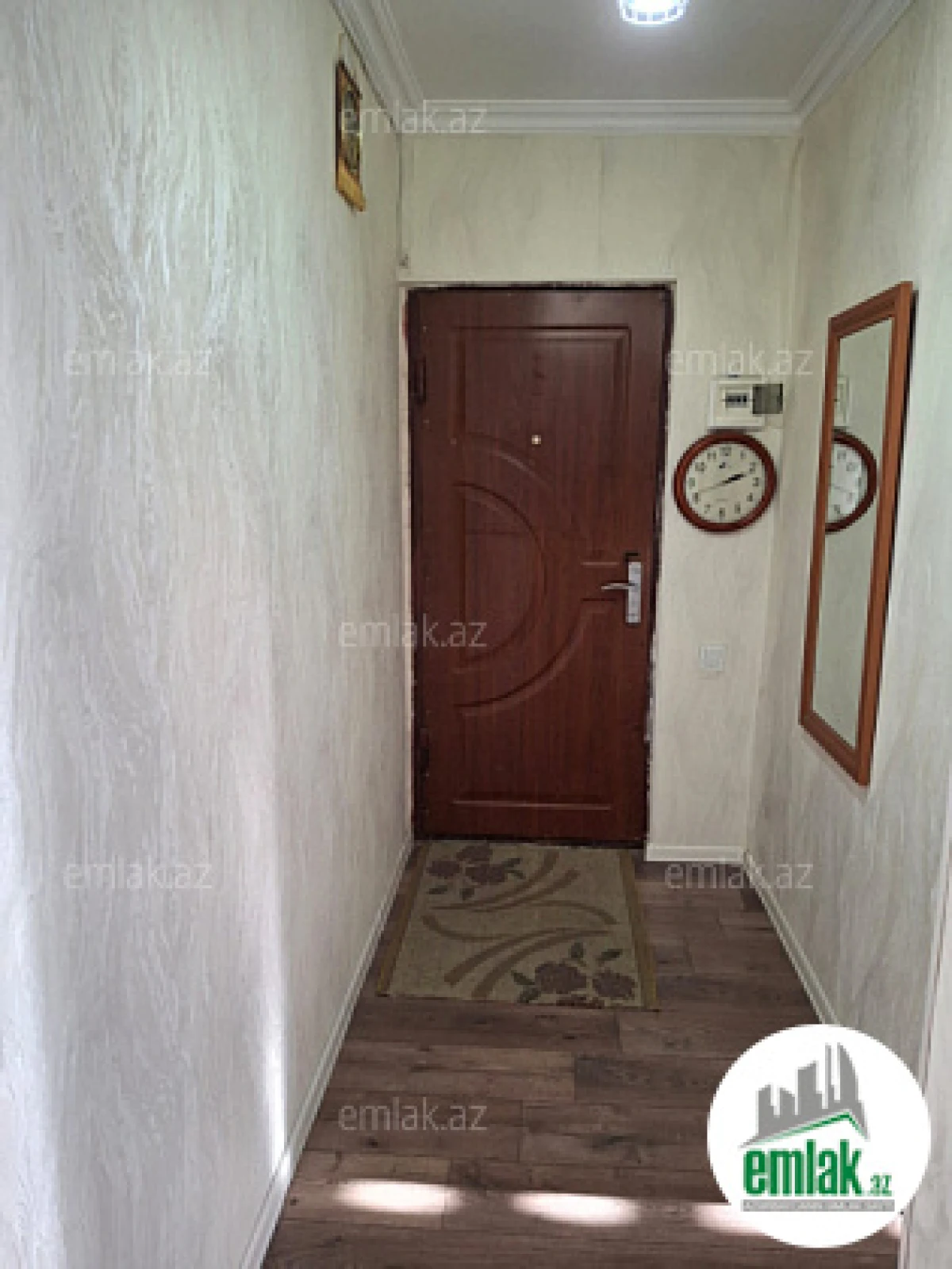 Satılır 2 otaqlı köhnə tikili 60 m²