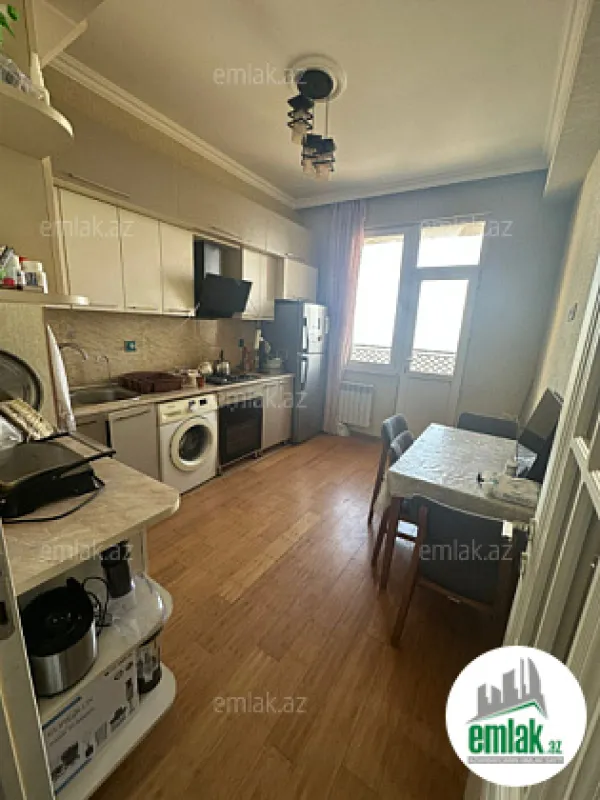 Satılır 3 otaqlı yeni tikili 88 m²