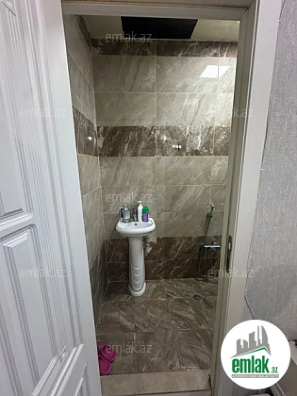 Satılır 3 otaqlı yeni tikili 88 m²