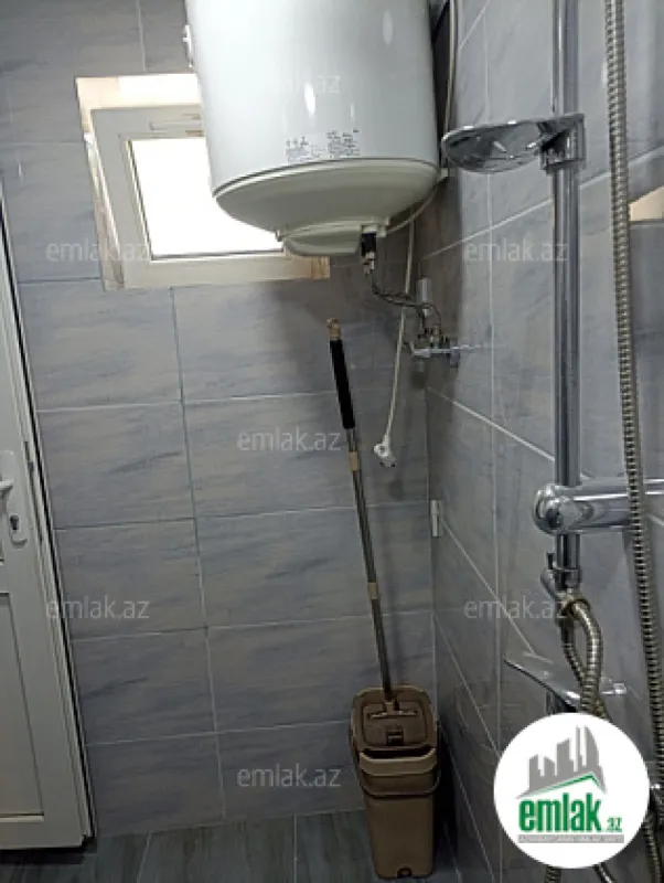 Satılır 2 otaqlı köhnə tikili 60 m²