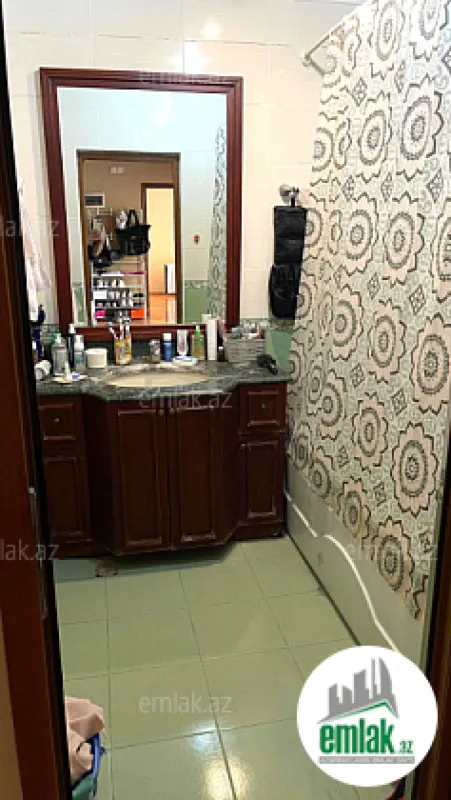 Satılır 3 otaqlı yeni tikili 117 m²