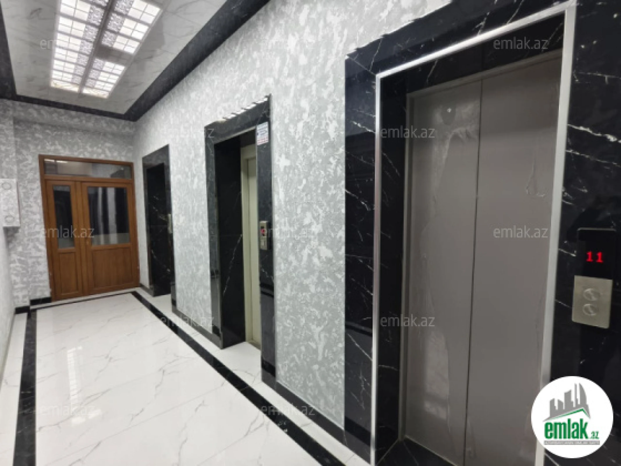 Satılır 3 otaqlı yeni tikili 158 m²