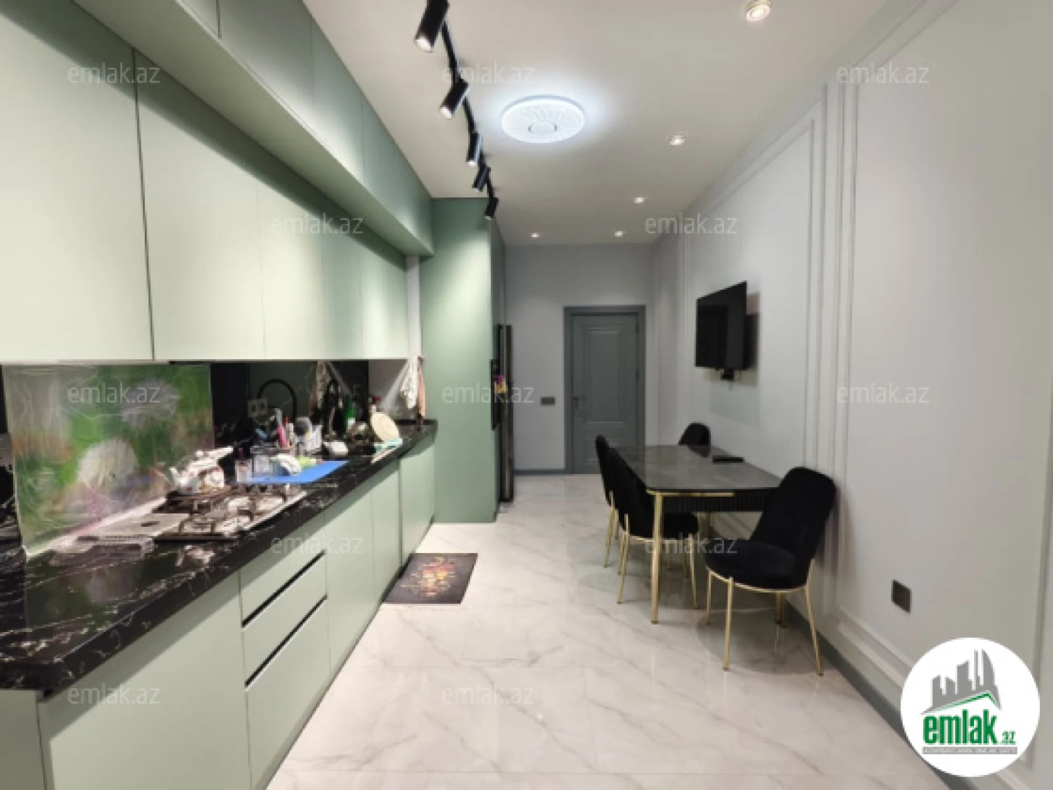 Satılır 3 otaqlı yeni tikili 158 m²