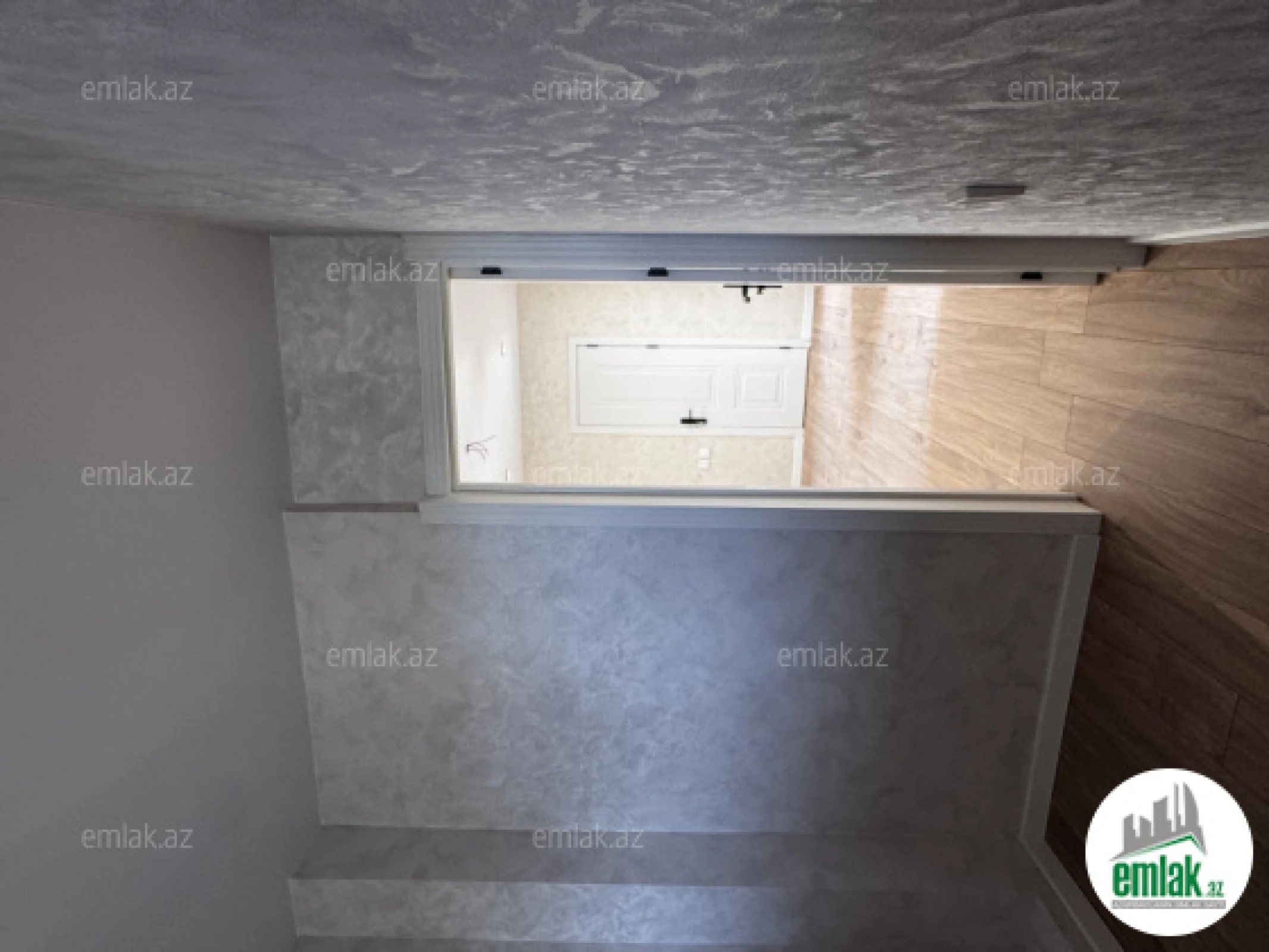 Satılır 3 otaqlı köhnə tikili 60 m²