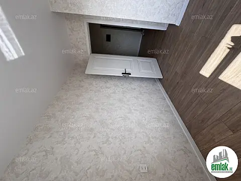Satılır 3 otaqlı köhnə tikili 60 m²