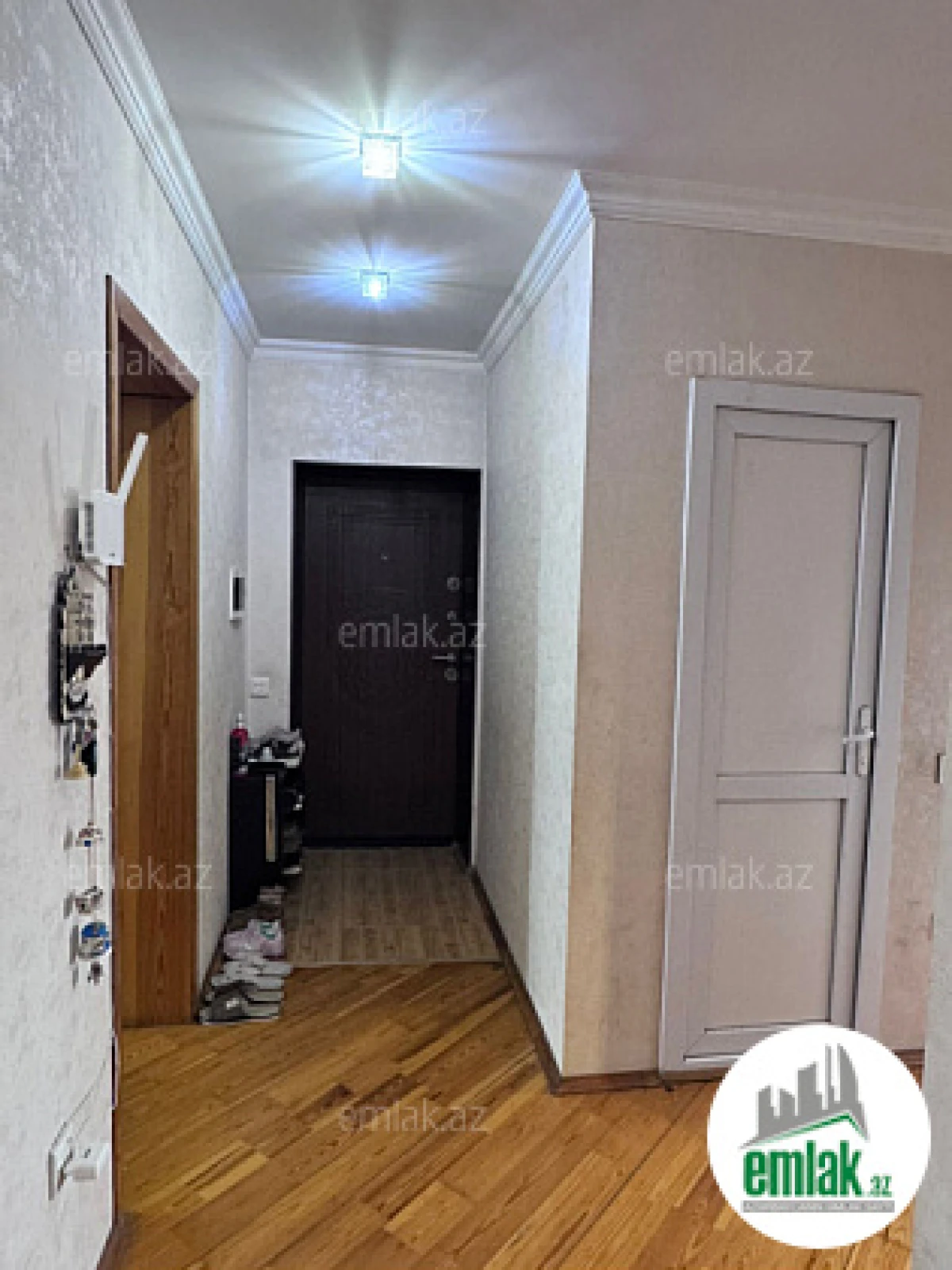 Satılır 3 otaqlı köhnə tikili 60 m²