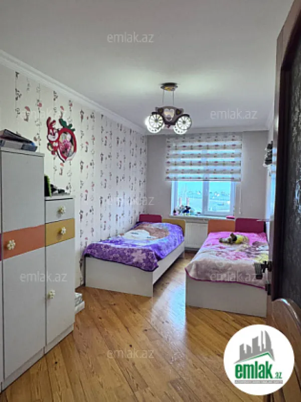 Satılır 3 otaqlı köhnə tikili 60 m²
