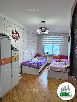 Satılır 3 otaqlı köhnə tikili 60 m²