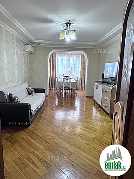 Satılır 3 otaqlı köhnə tikili 60 m²