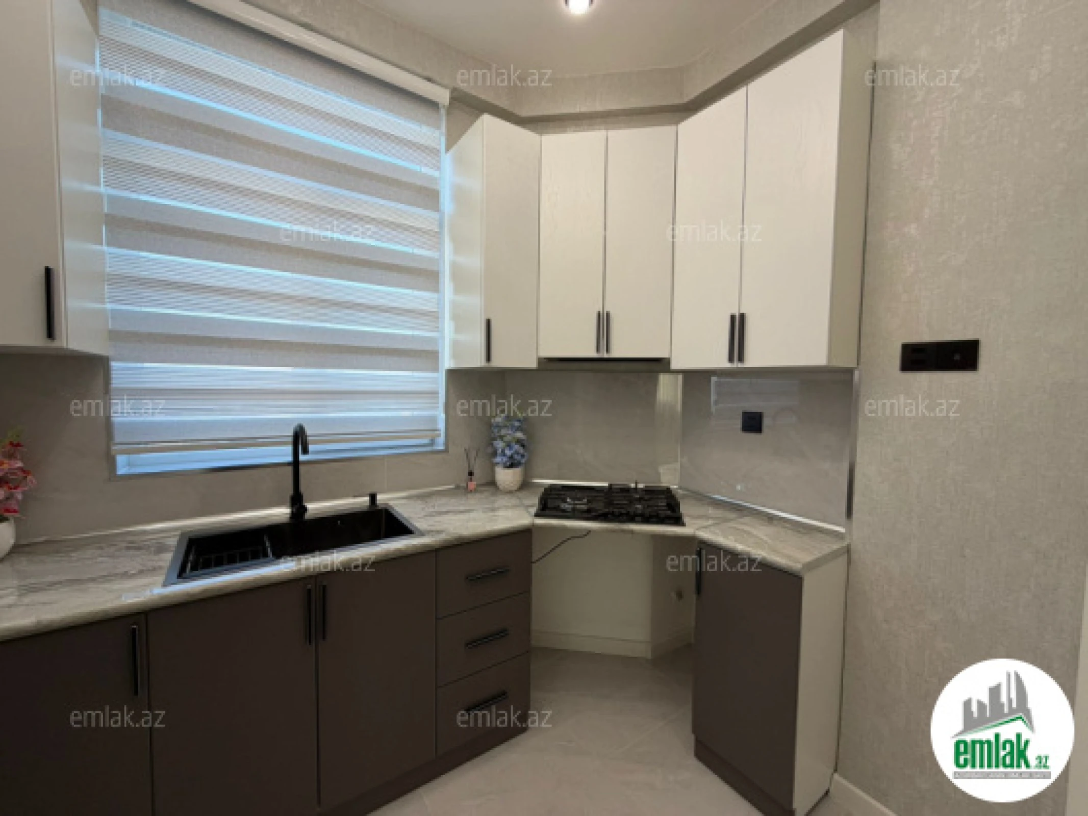 Satılır 2 otaqlı yeni tikili 55 m²