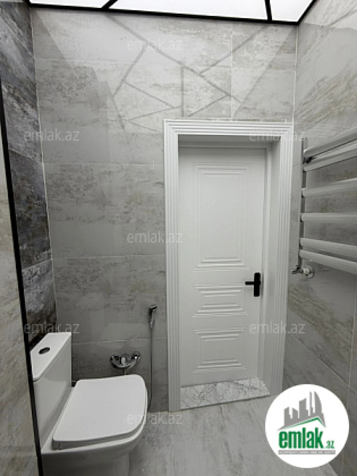 Satılır 2 otaqlı yeni tikili 55 m²