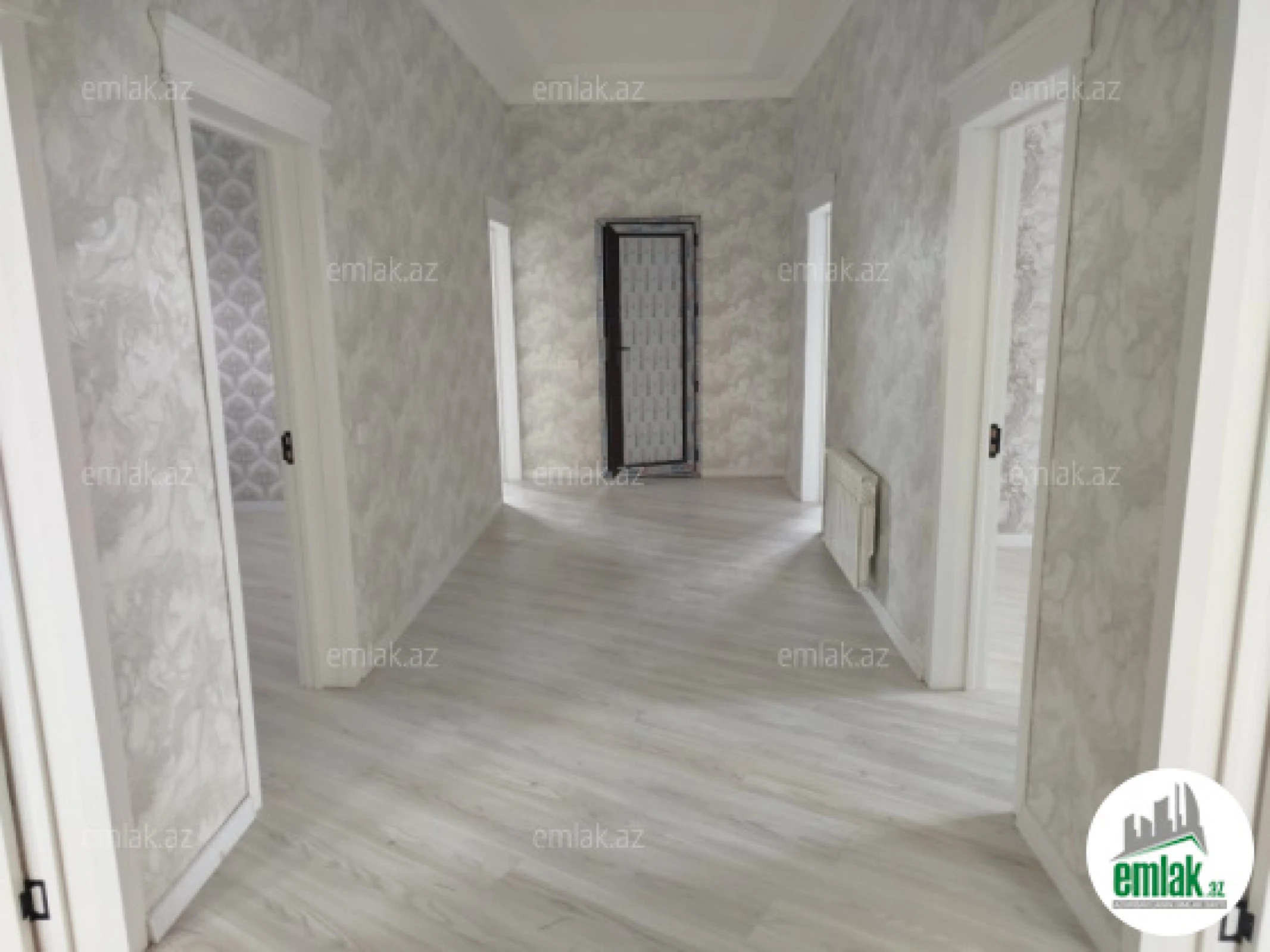 Satılır 5 otaqlı həyət evi 170 m²