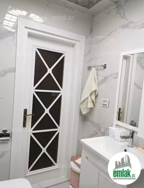 Satılır 1 otaqlı köhnə tikili 60 m²