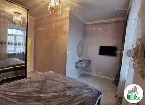 Satılır 1 otaqlı köhnə tikili 60 m²