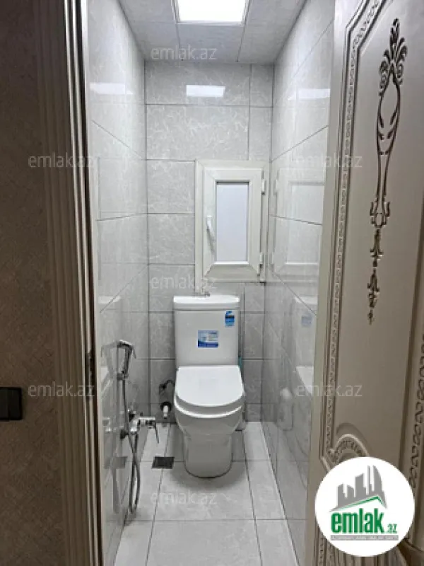 Satılır 3 otaqlı köhnə tikili 70 m²