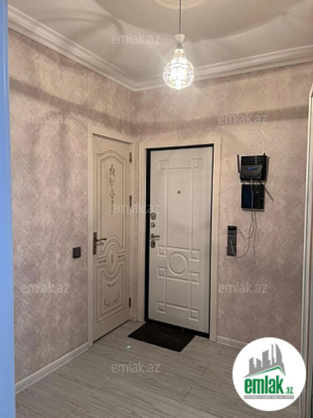 Satılır 3 otaqlı köhnə tikili 70 m²